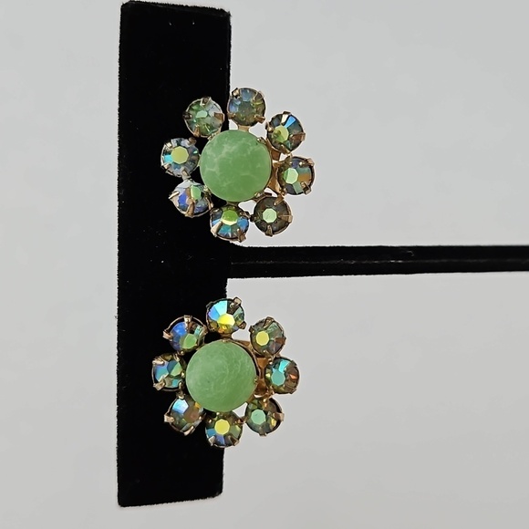 Coro Vintage AB Rhinestones & Green Stone Clip-on earrings - Picture 1 of 5
